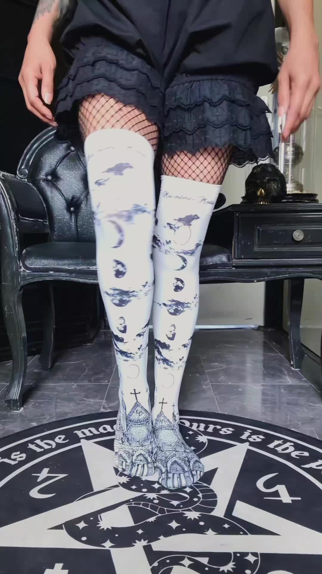 @𝕬𝖓𝖆 𝕽𝖔𝖘𝖆 🥀