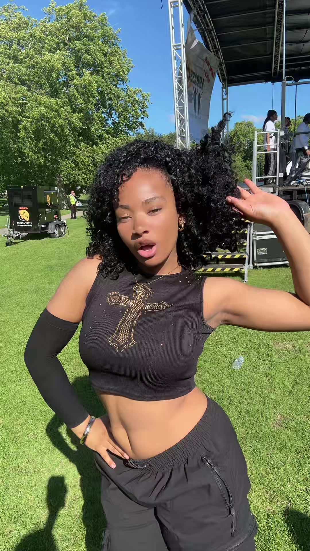 @YoungAthena