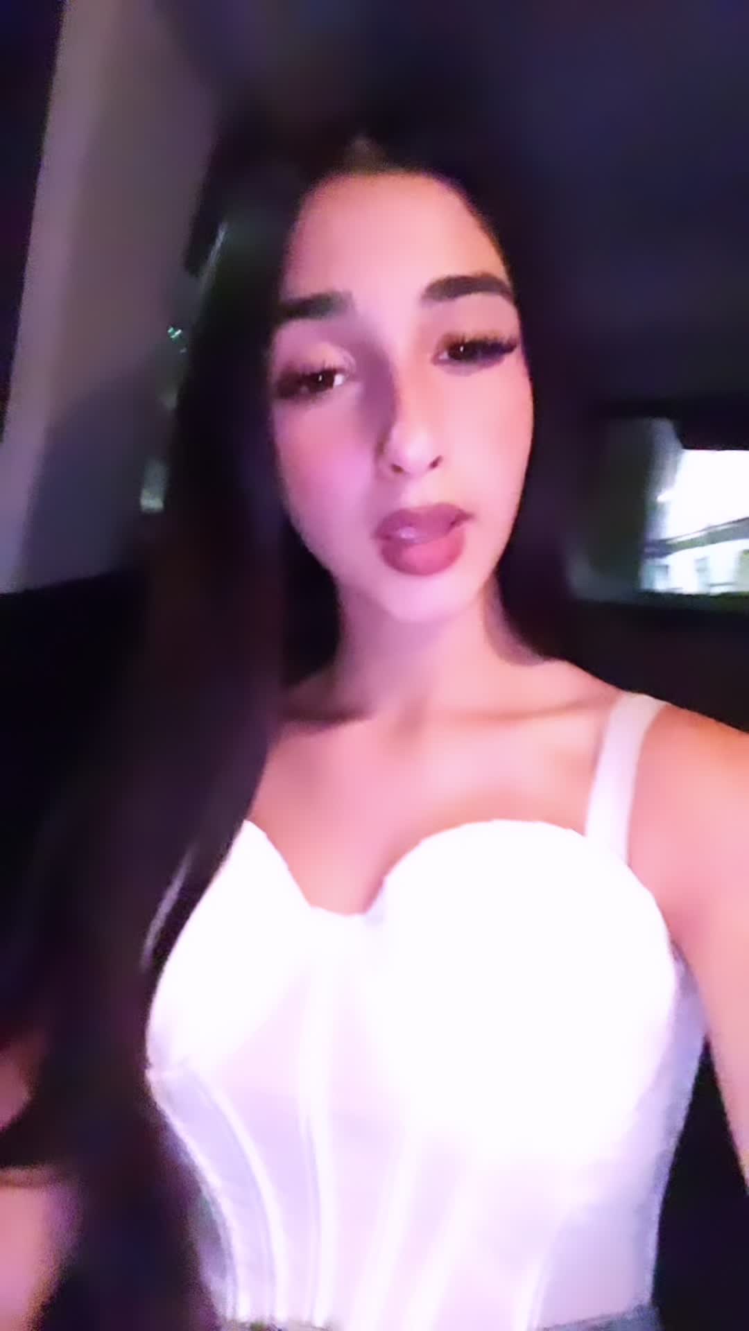 @7