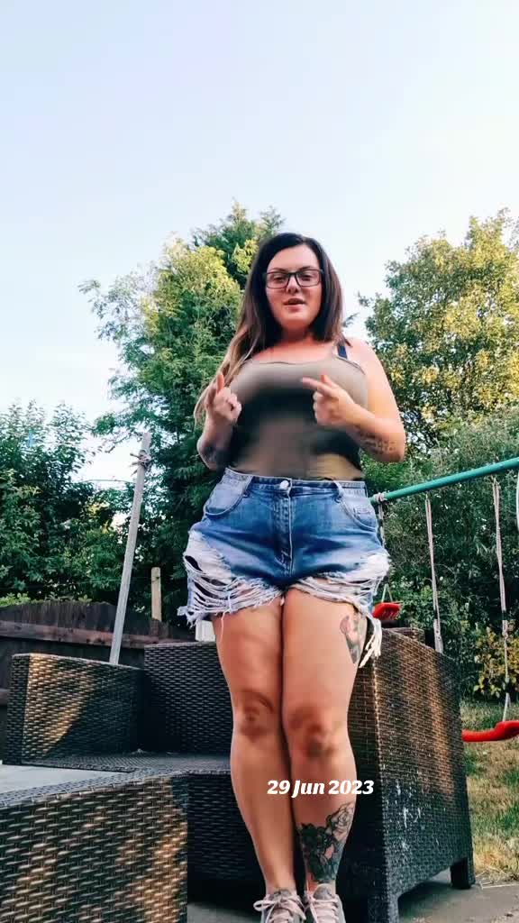 @Nikki-Louise993