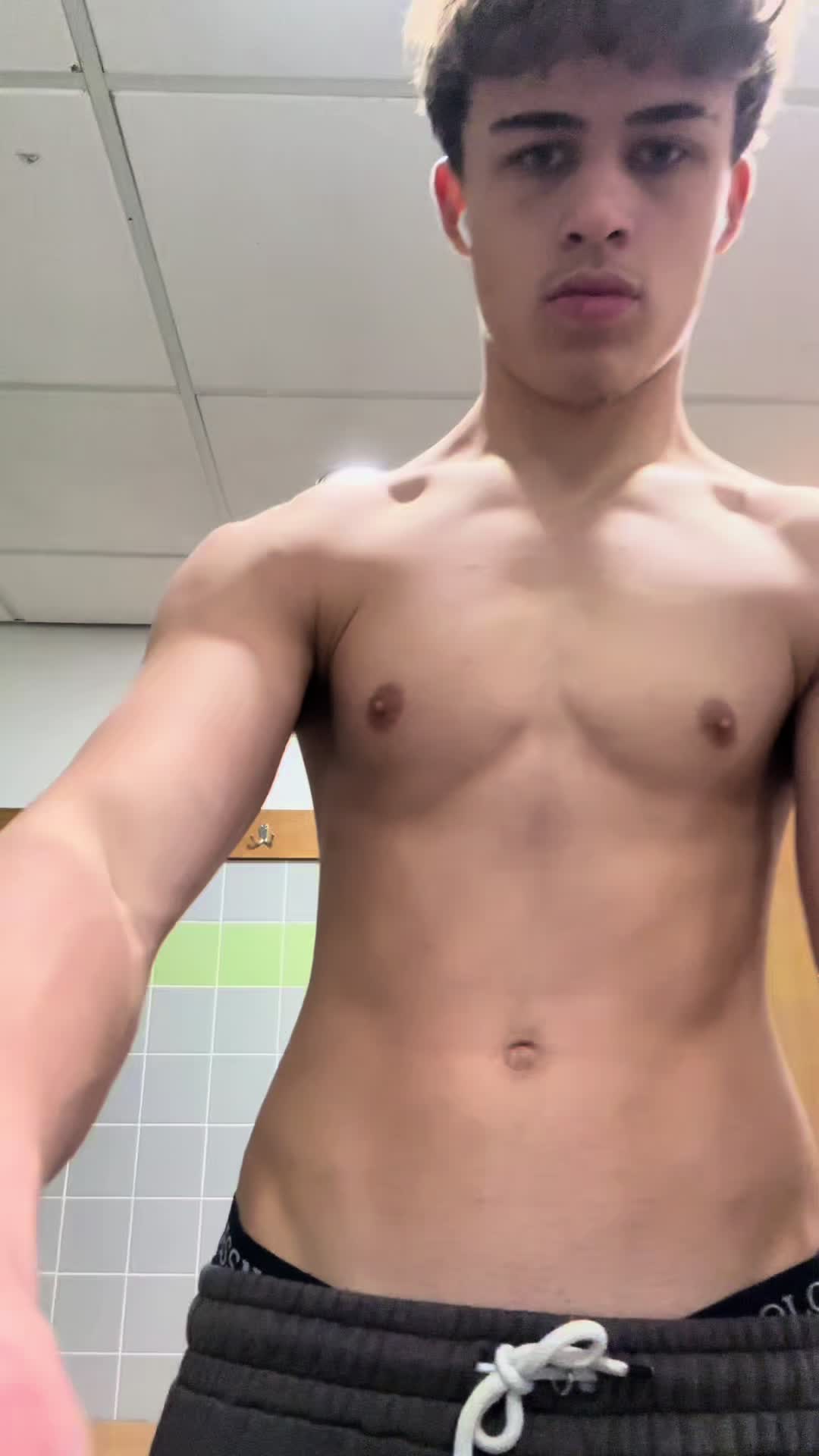 @noahsfitt🇿🇦