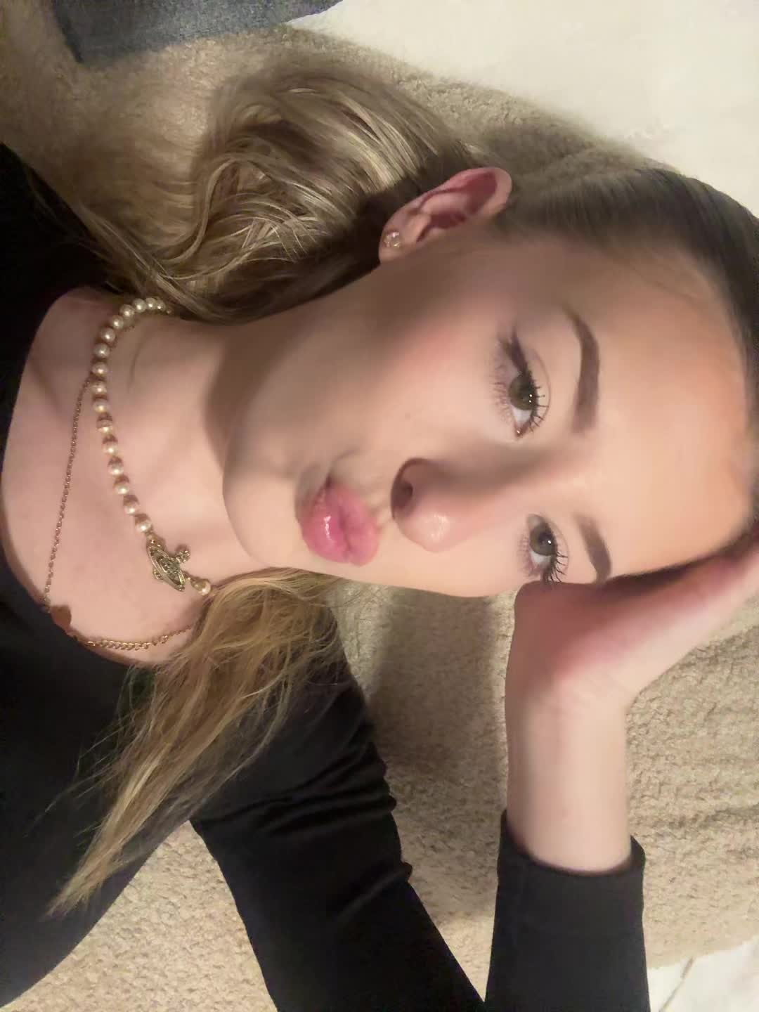 @lucy <3