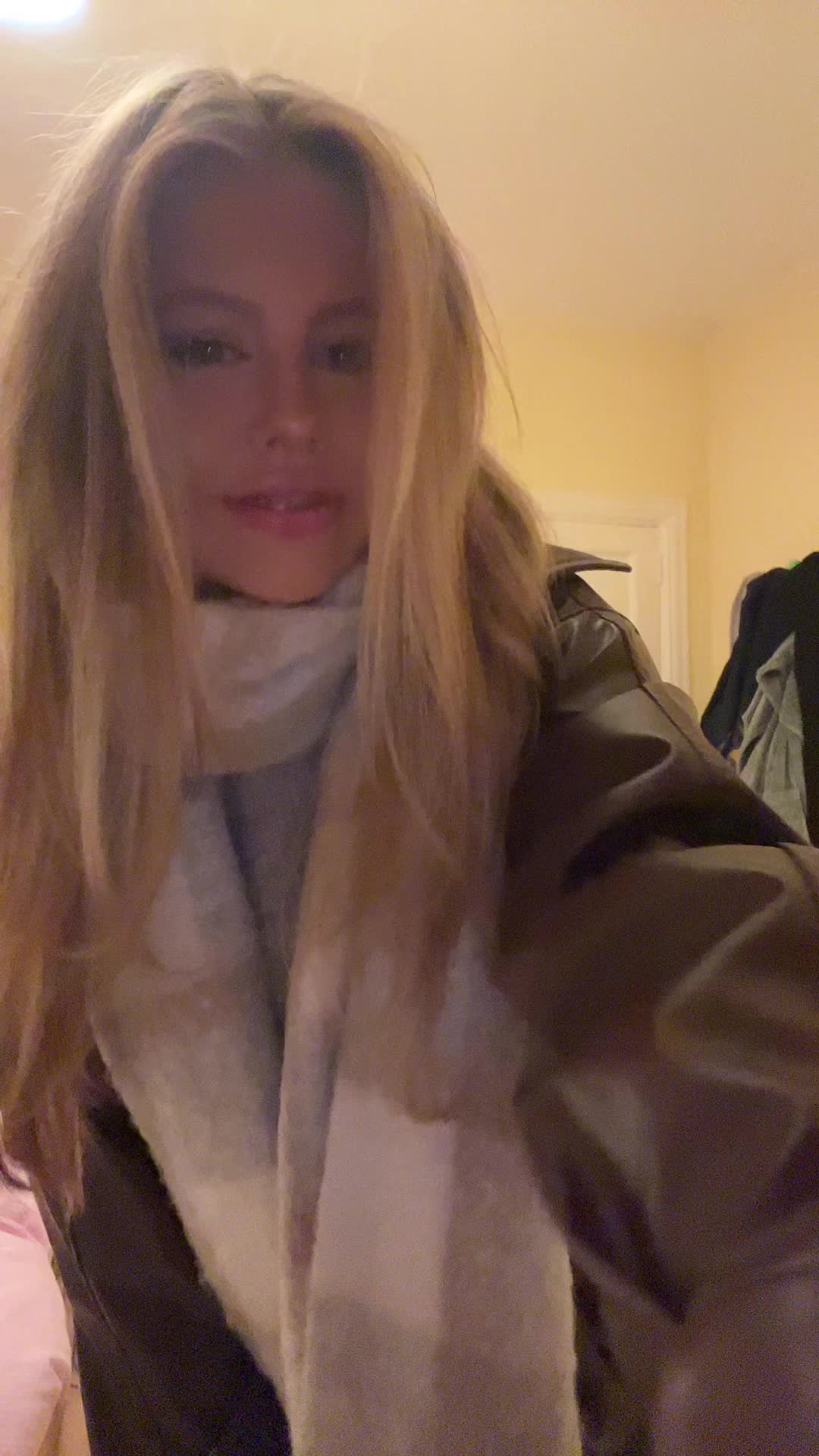 @laurenhand