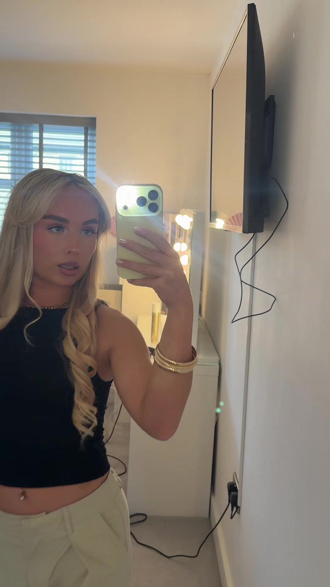 @Becca_xo