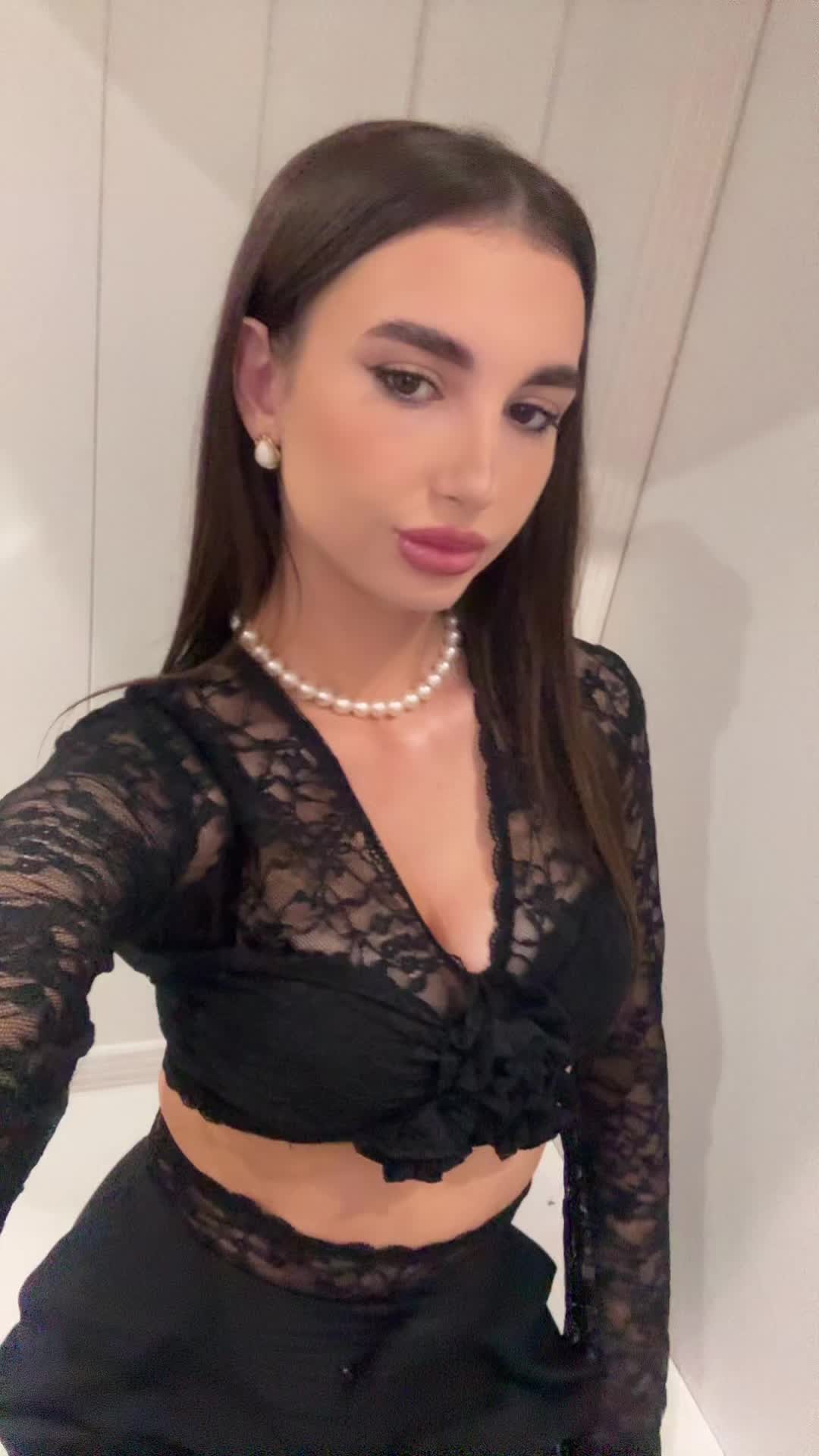 @ANNA NIKOLOVA🐆