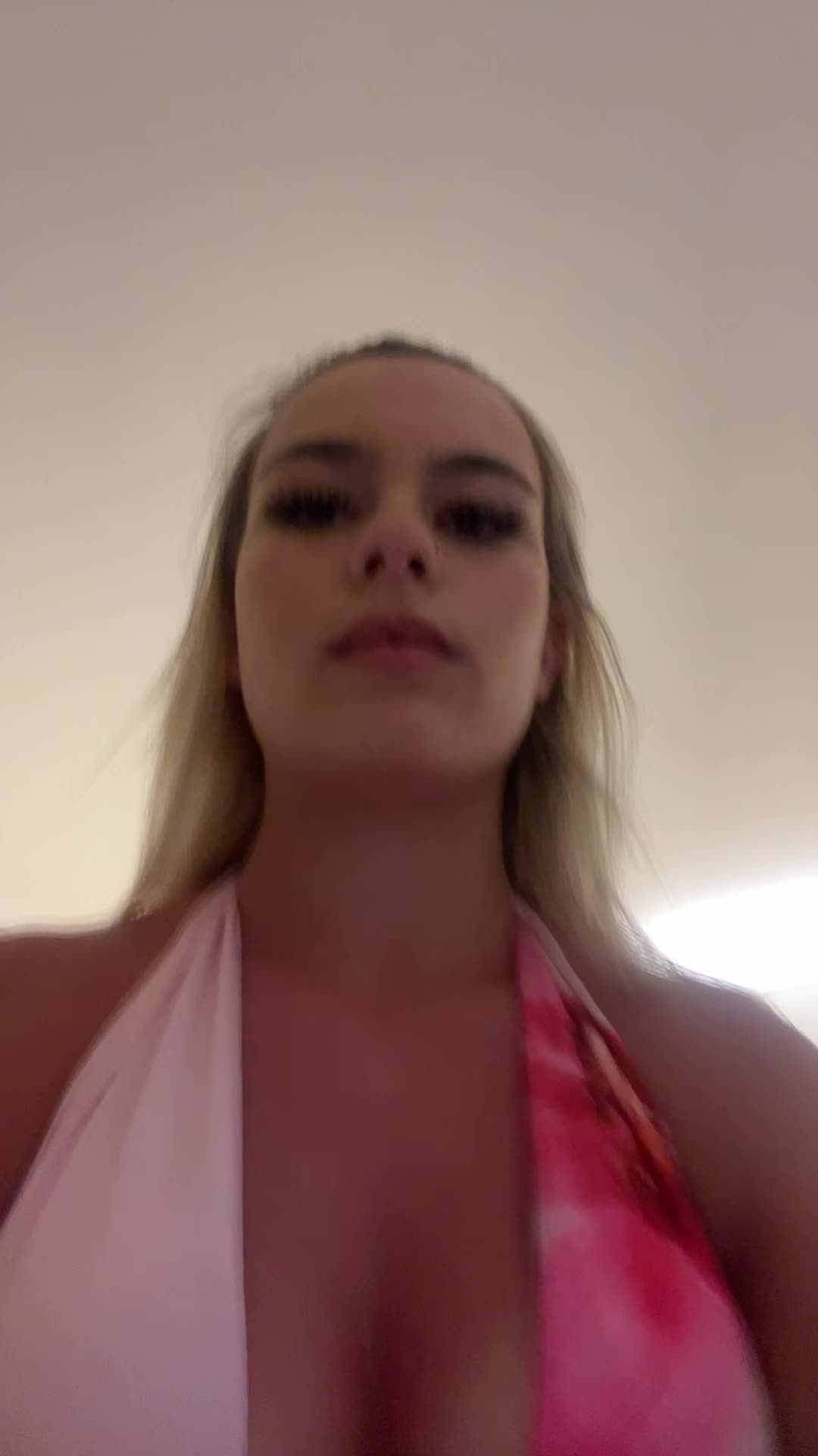 @t1lly_x0