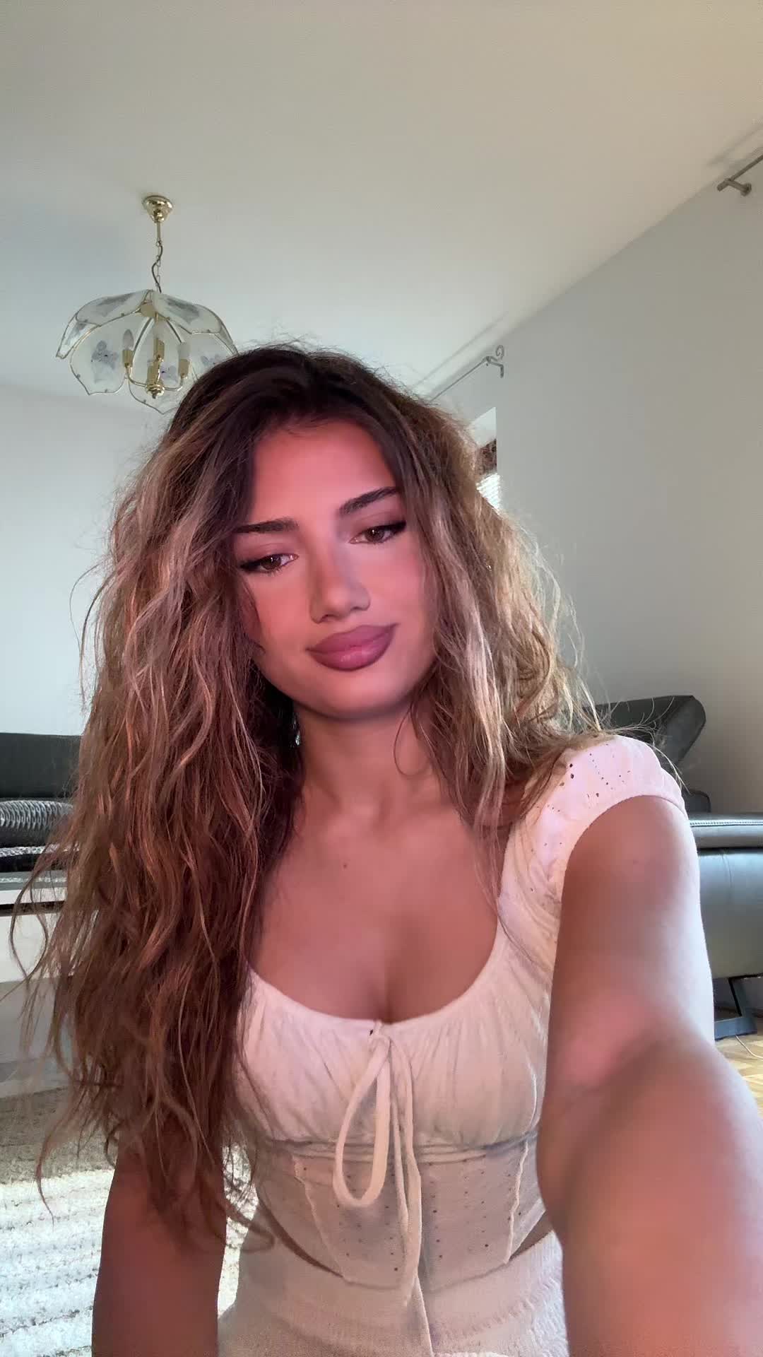 @Anesa