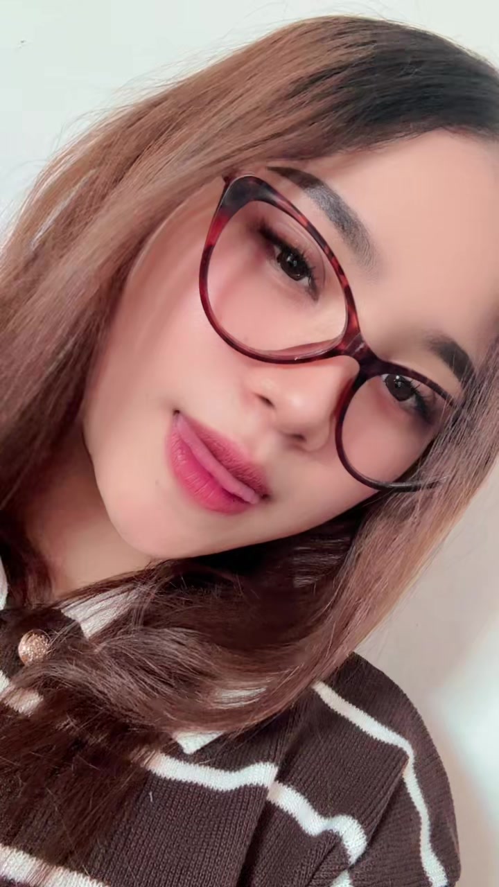@melanidwiaa