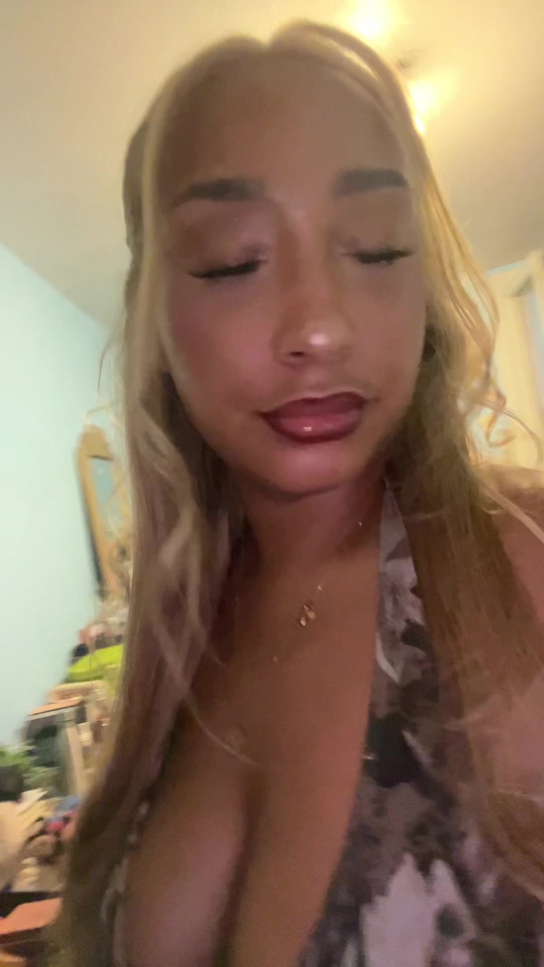 @Lolita