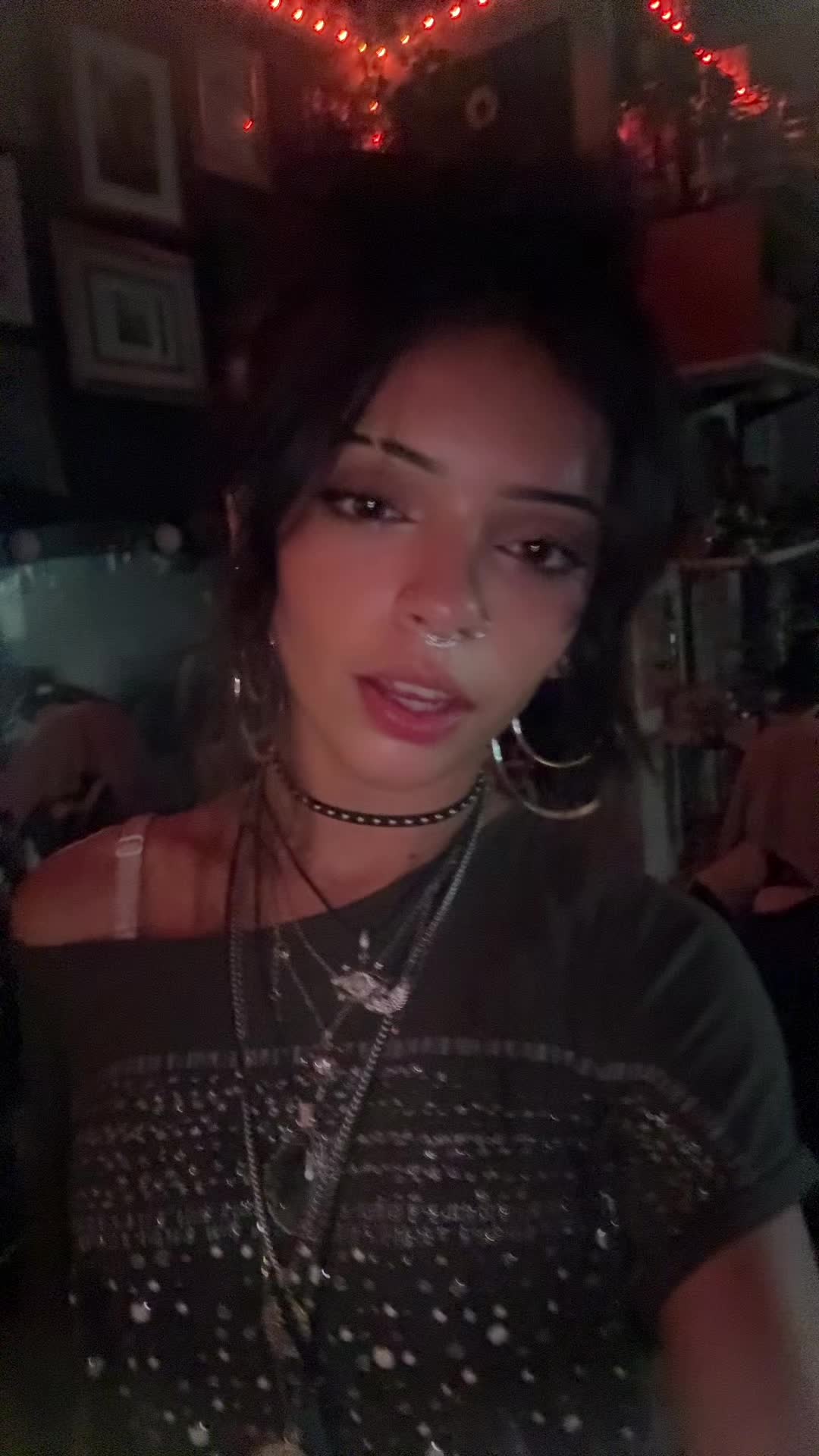 @𓋹