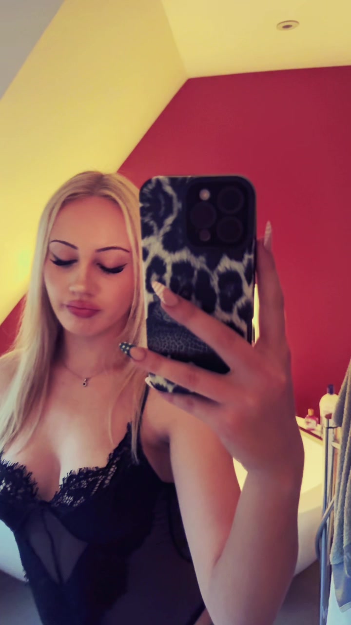 @nikole