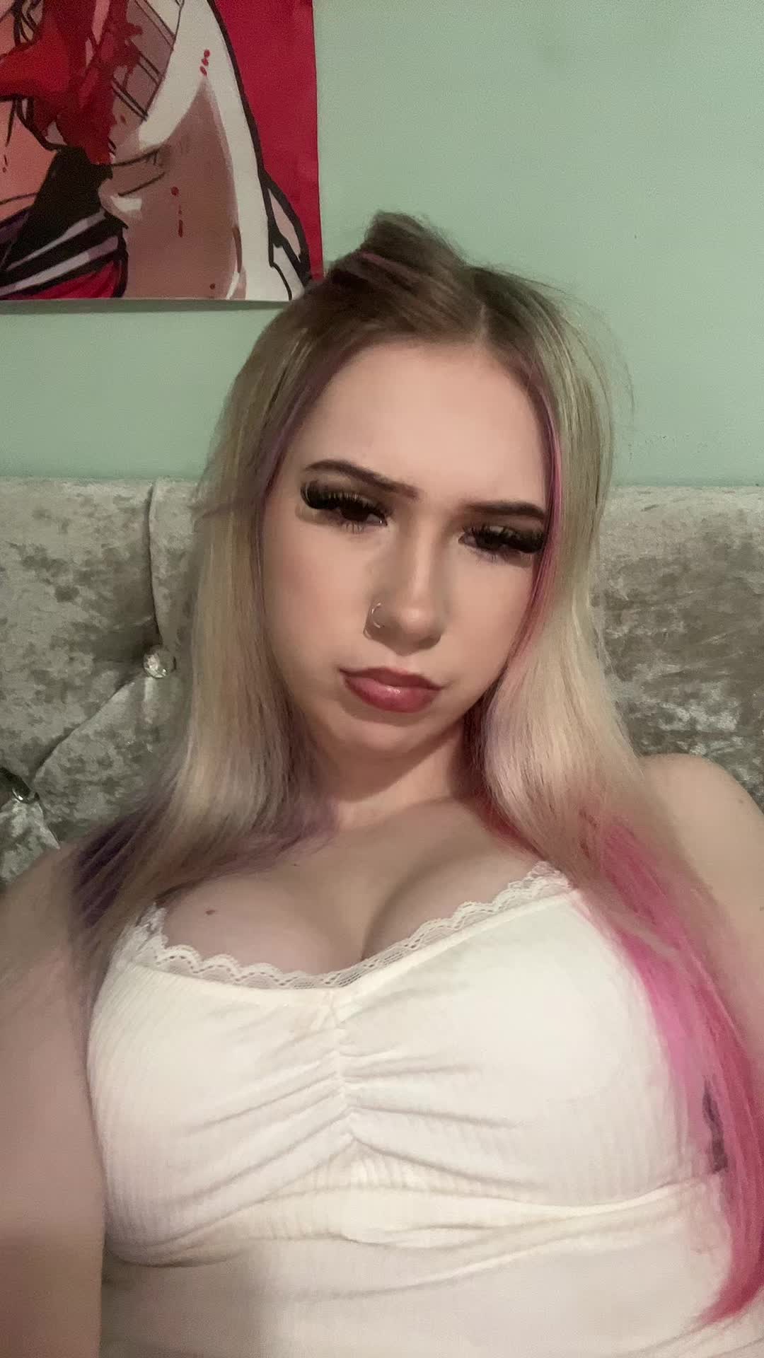@🦄🦴🦇