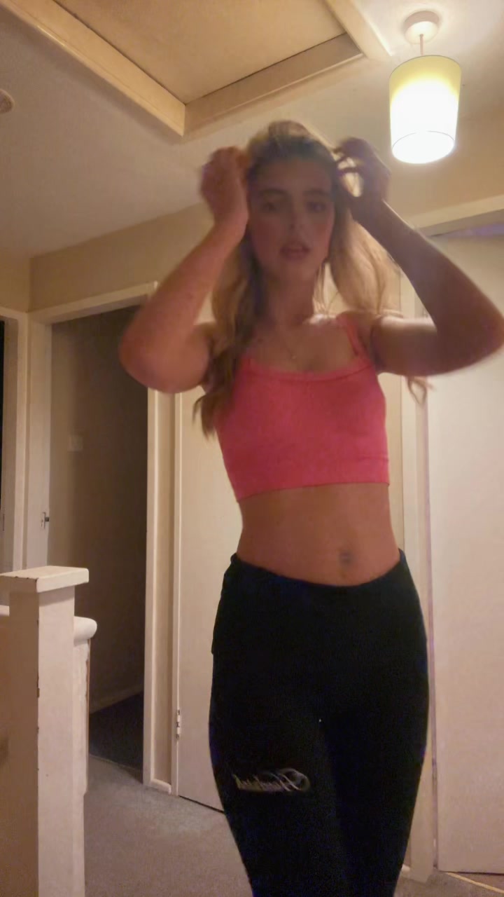 @𝐋𝐈𝐋𝐘👸⚜️✝️