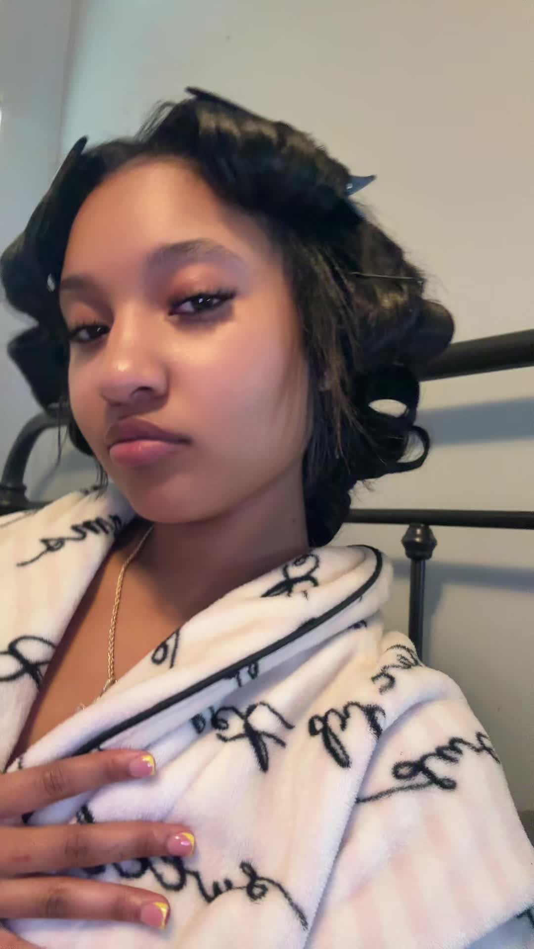 @user738475839