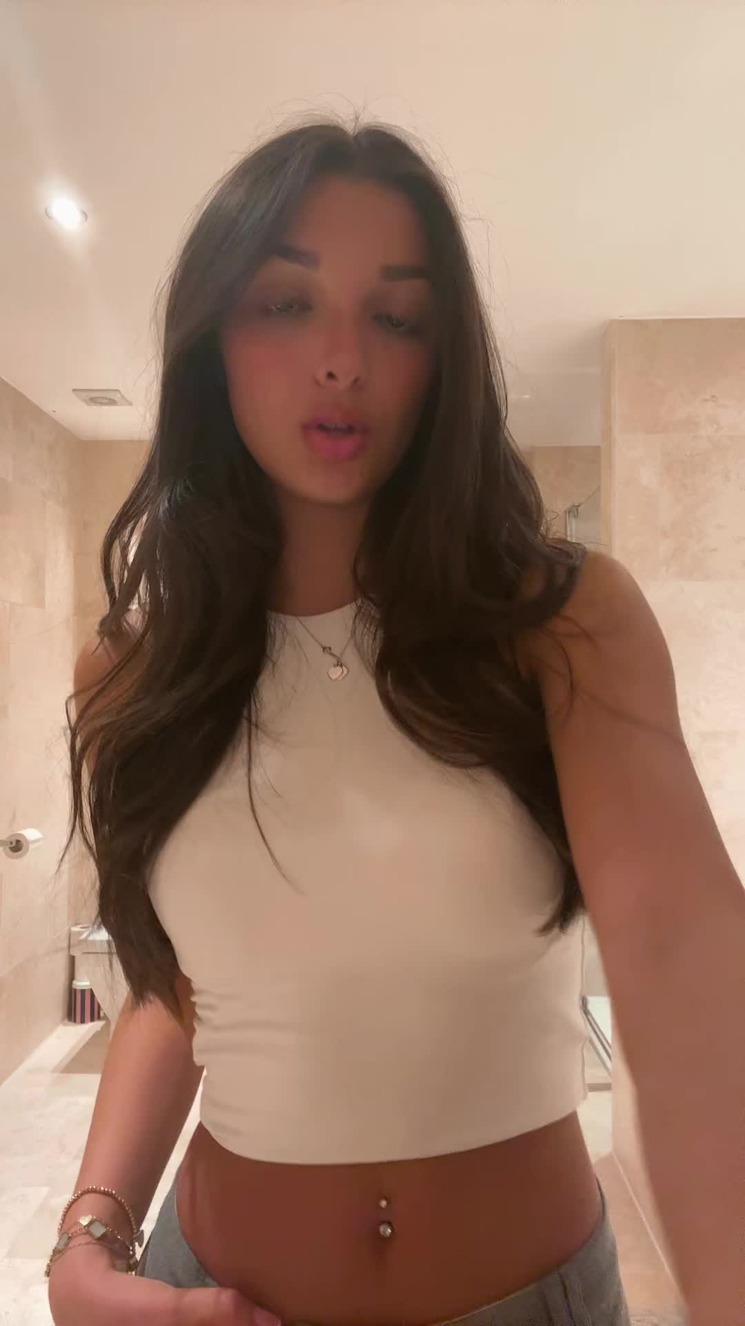 @sydnieleexx