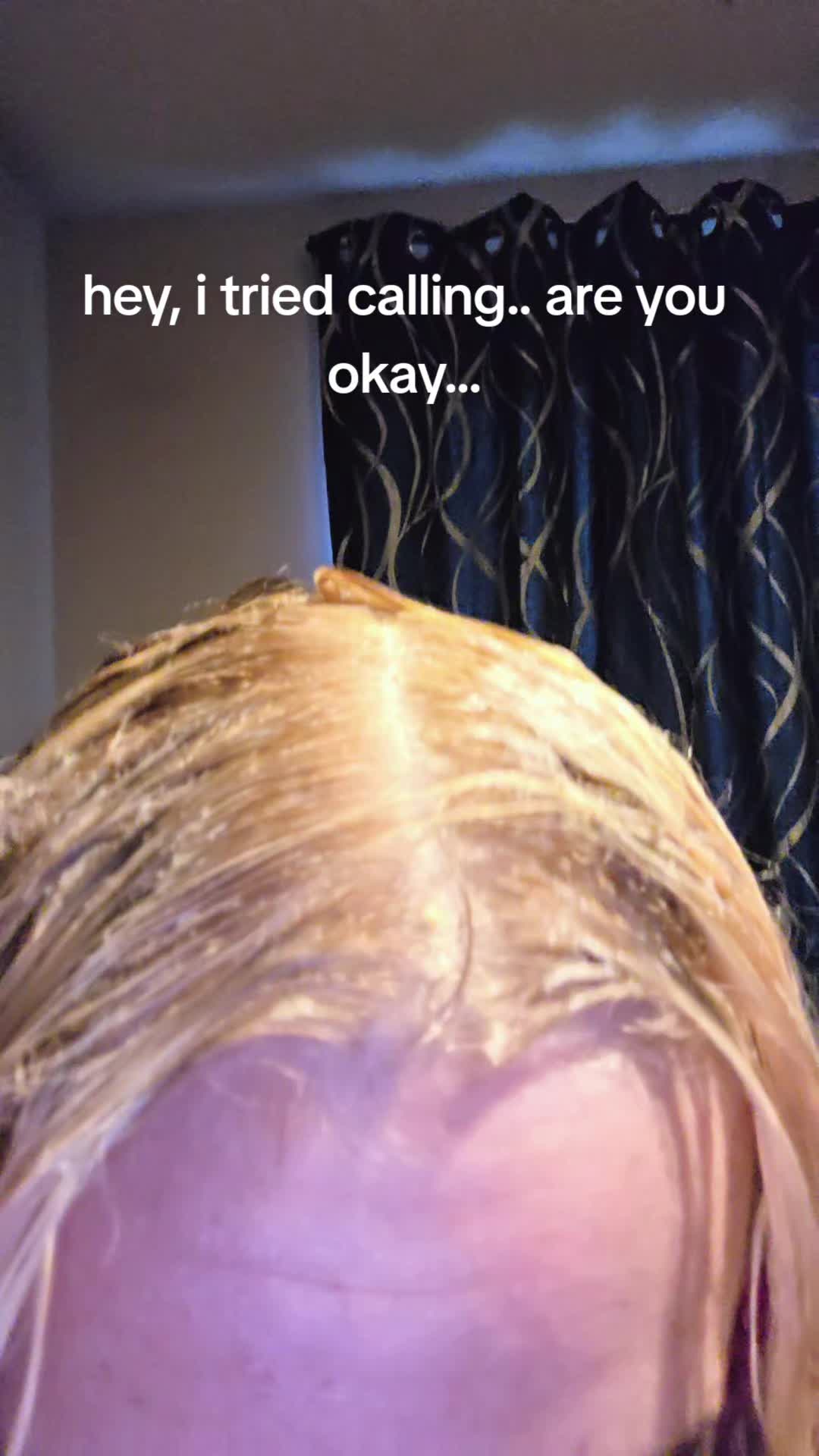 @Adora