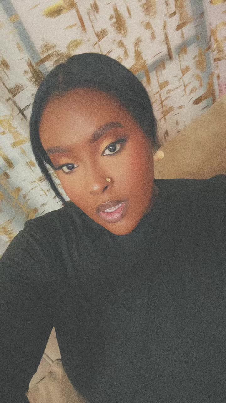 @afar.nefertiti.spam