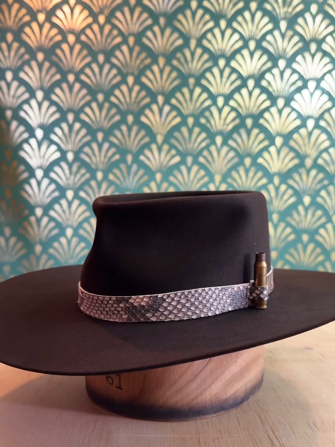 @Handsome Hats🇲🇽33 1985 4557