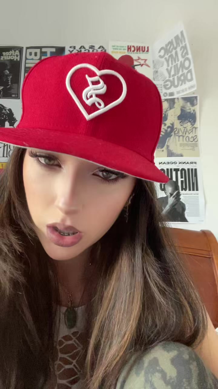 @⚜️