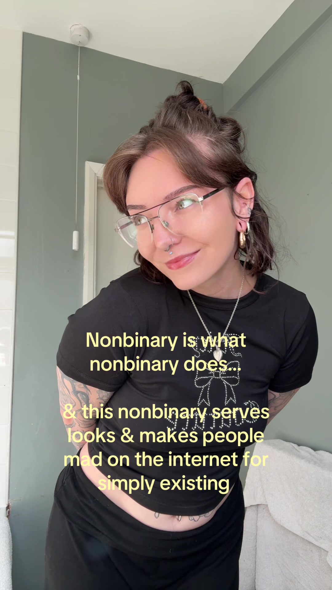@S3xTheorywithDee