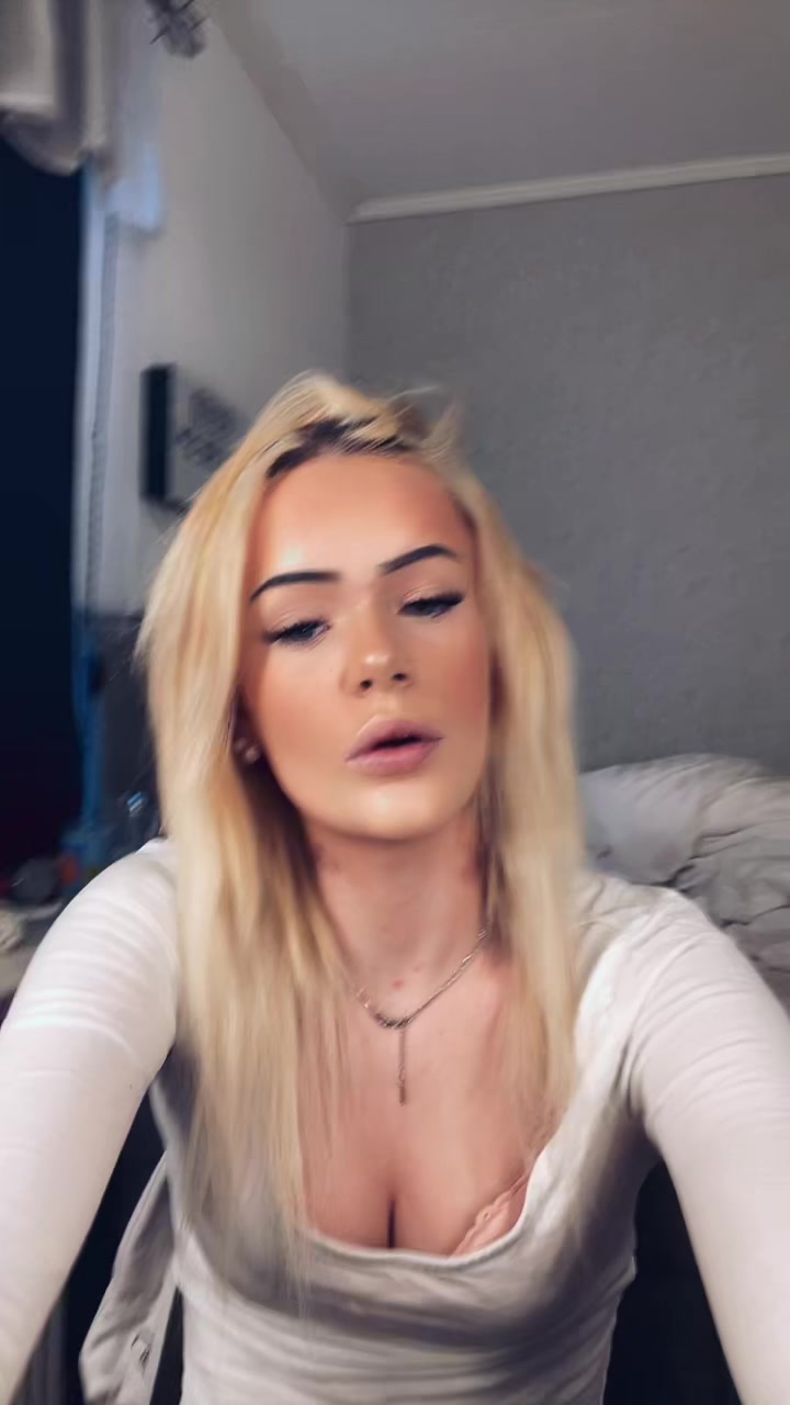 @𝕊𝕥𝕚𝕟𝕒 𝕃𝕒𝕣𝕤𝕤𝕠𝕟