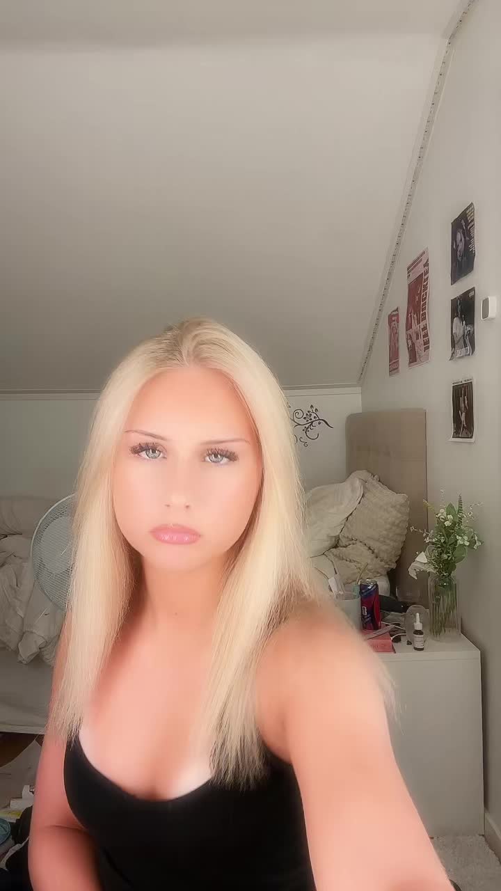 @𝑒𝓁𝓁𝒶 🪷