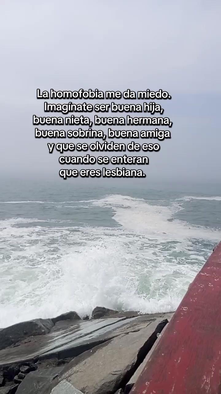 @Stephanie🏳️🌈🦄🍋