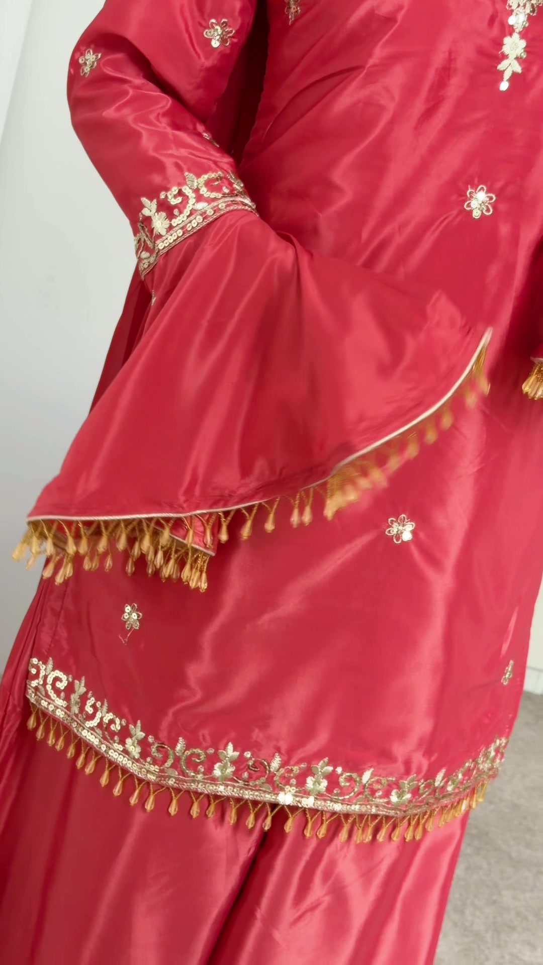 @Zebtique