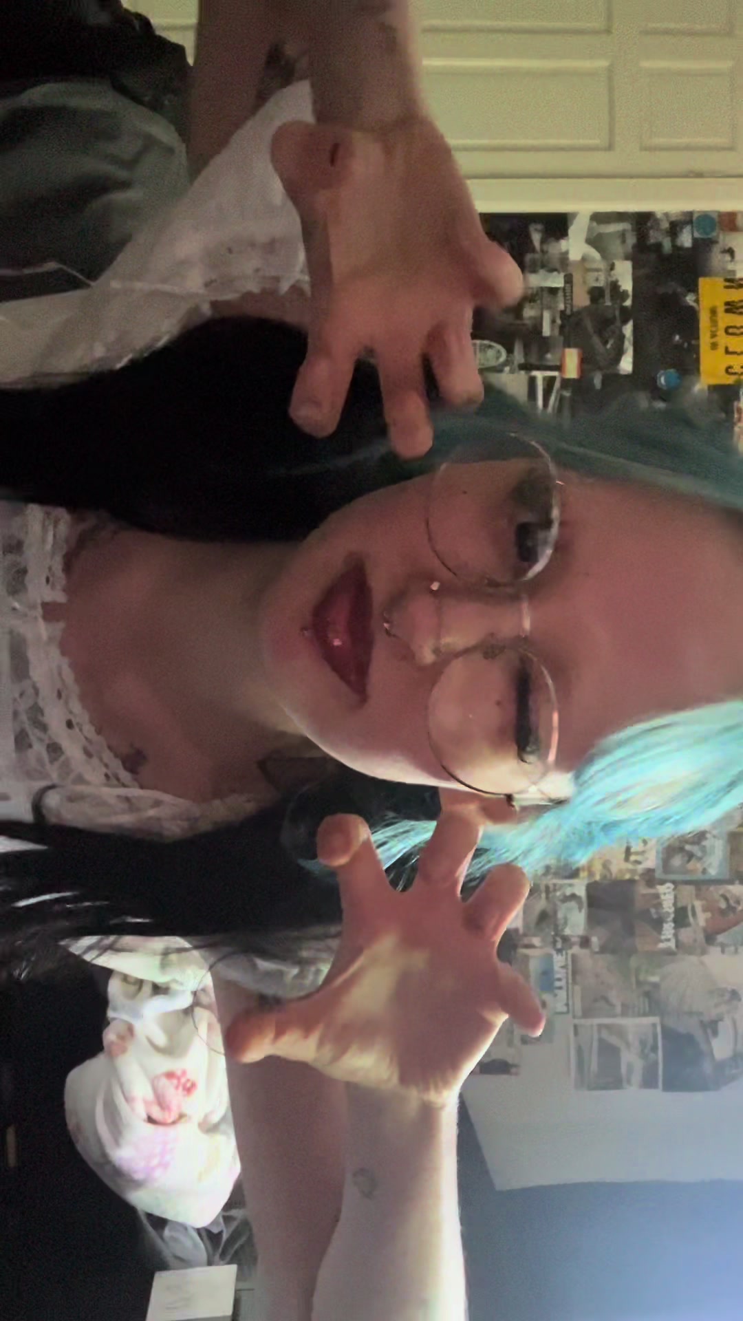 @alienmeowsz