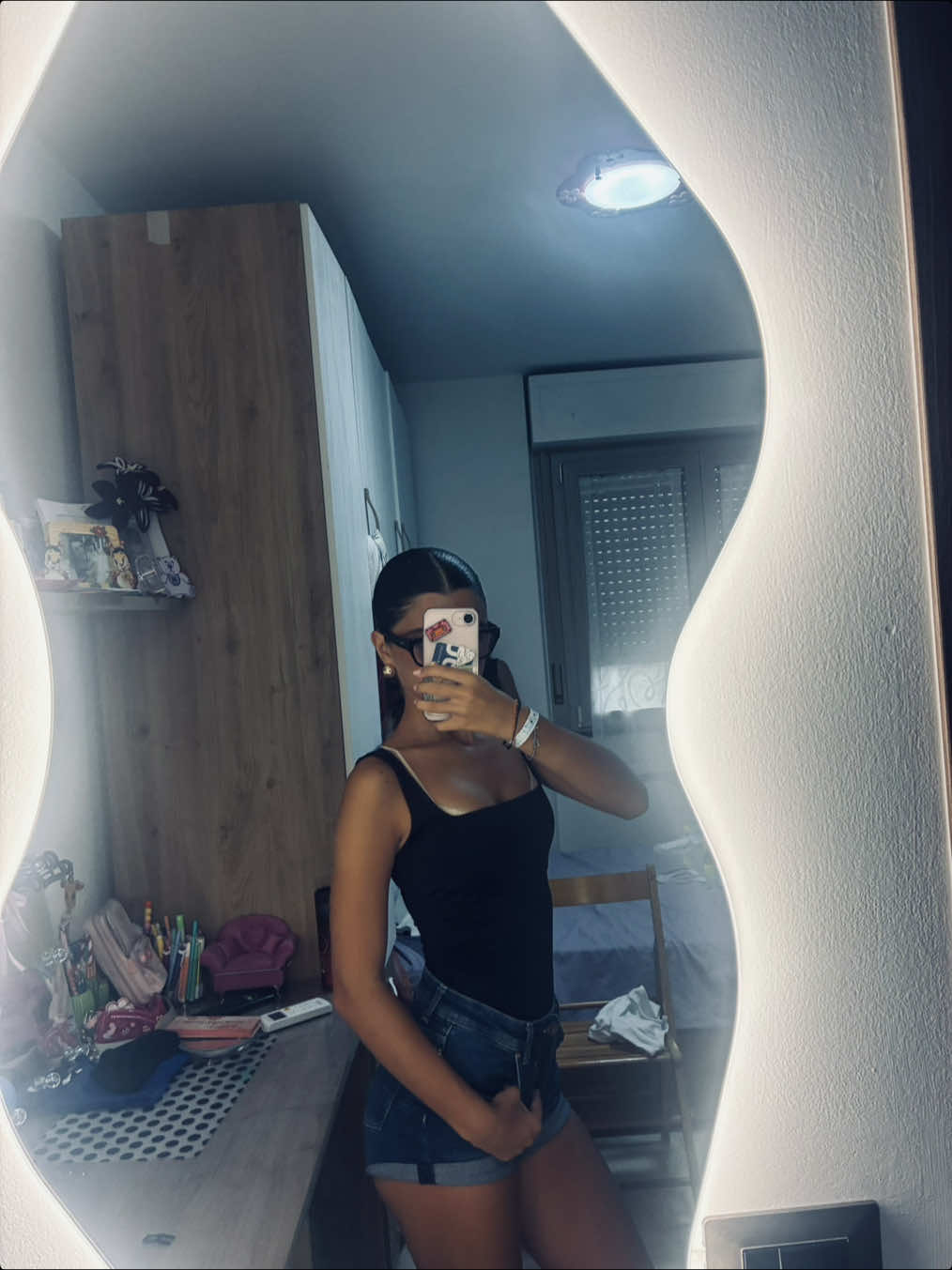 @𝓜8️⃣