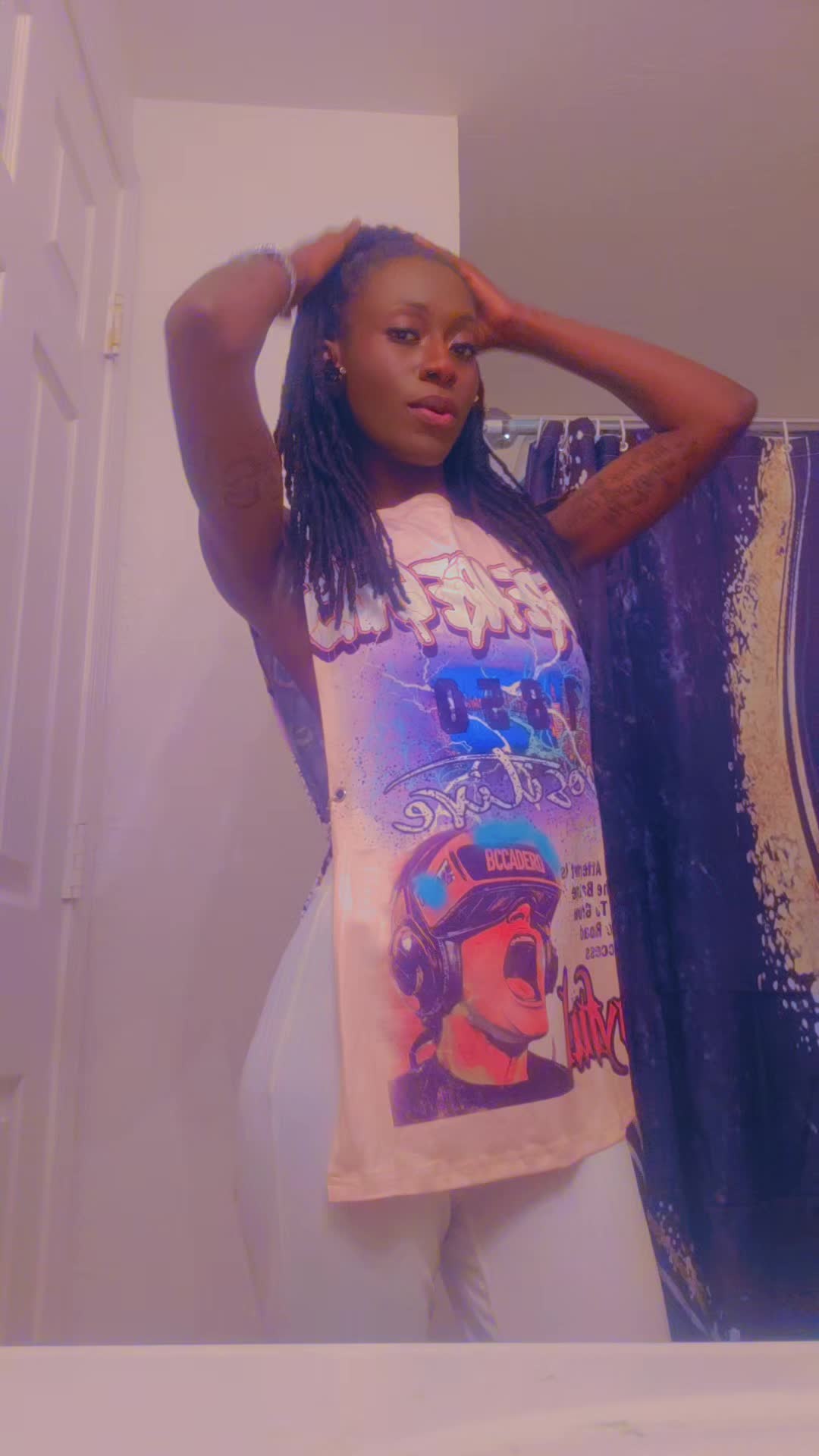 @laady.lay_
