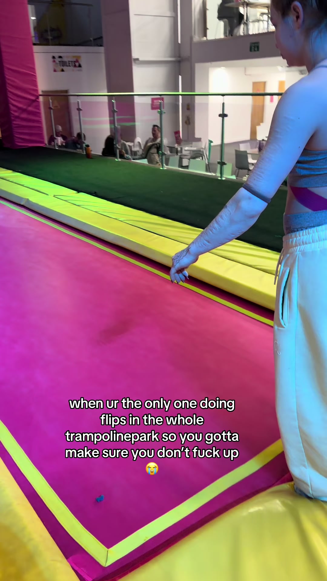 @flipssmeliiinayy