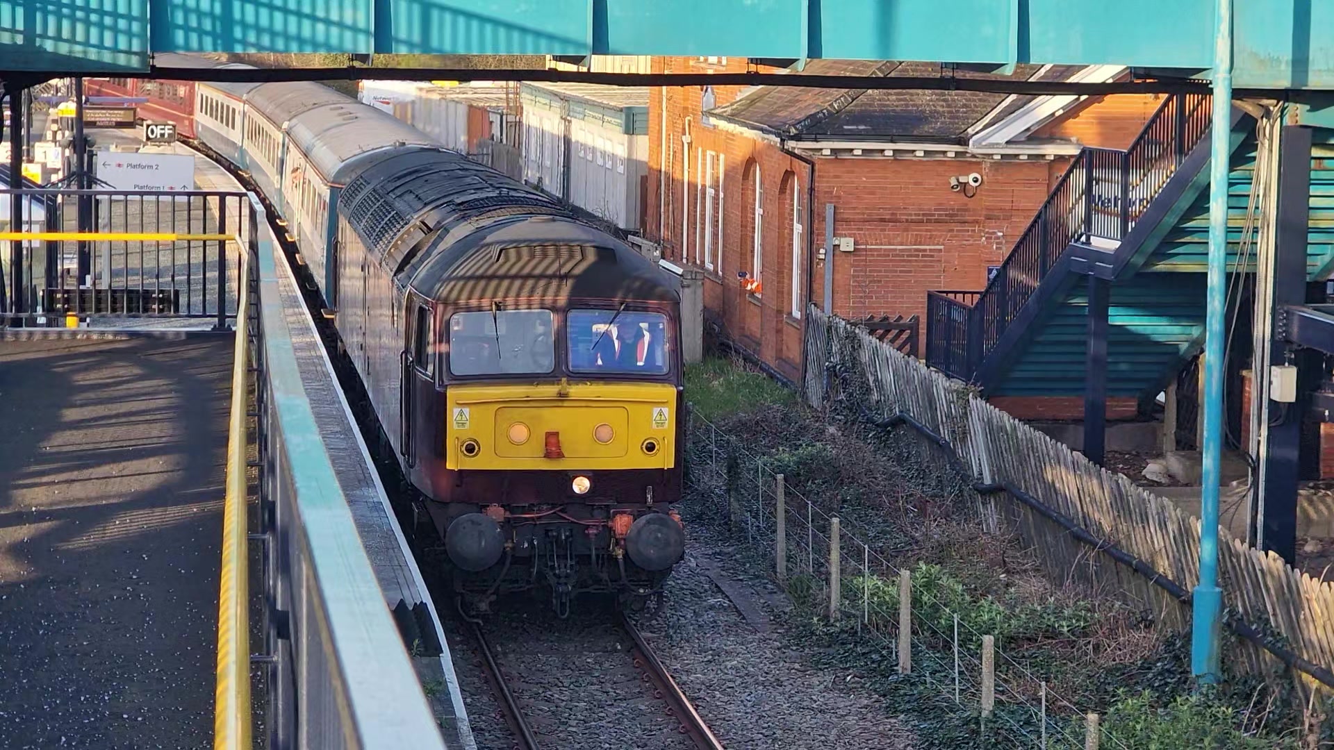 @LincsRailUK