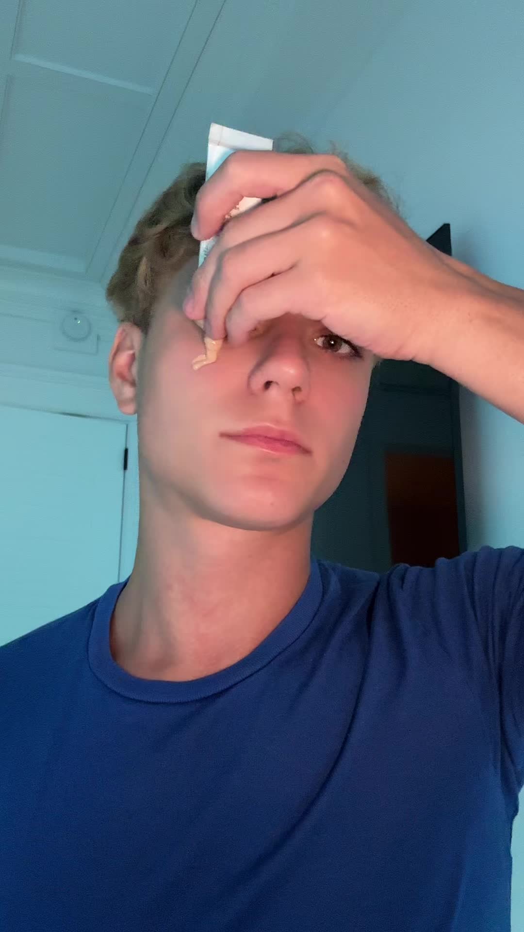 @Notdanielbochkov
