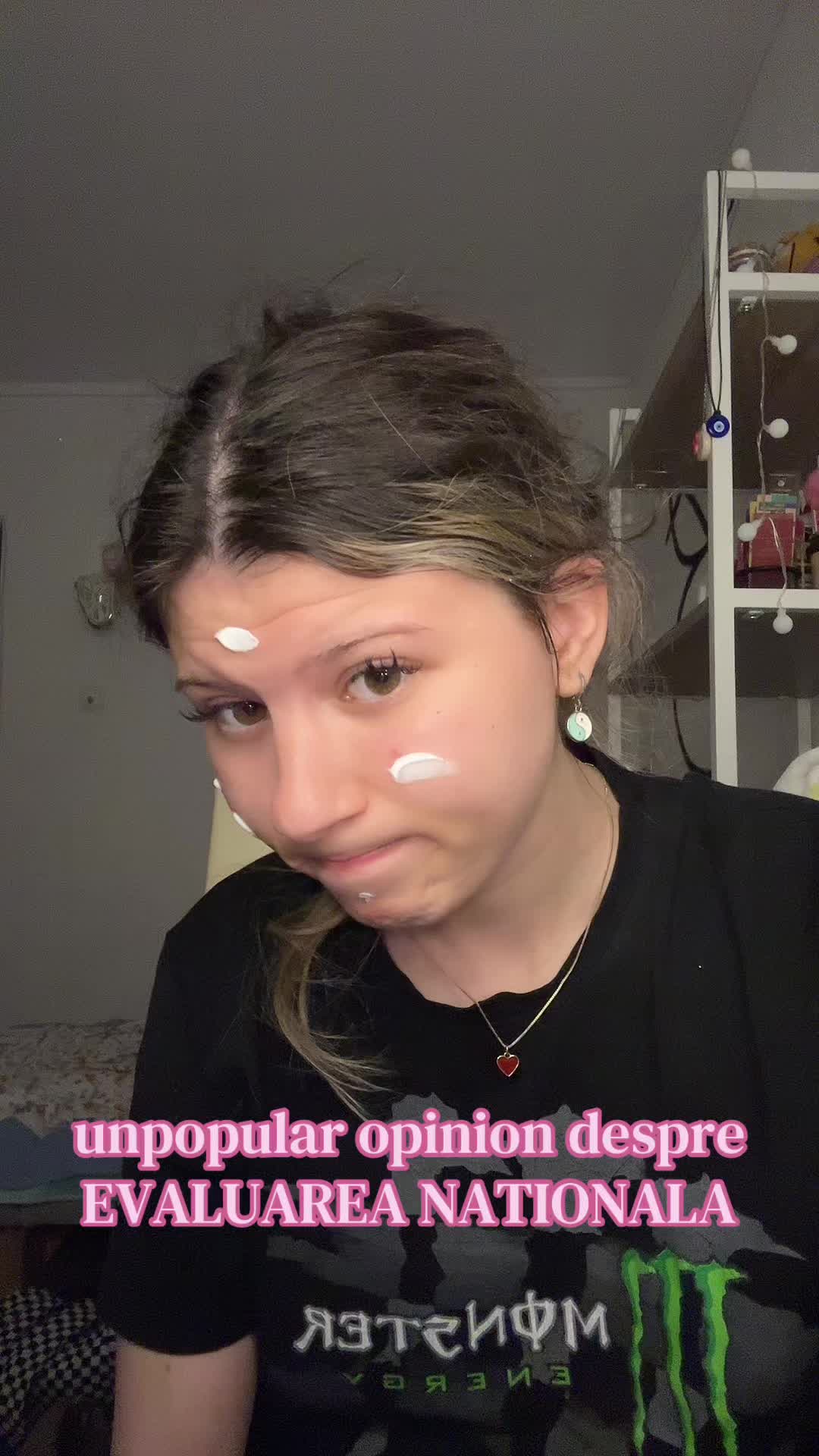@<3
