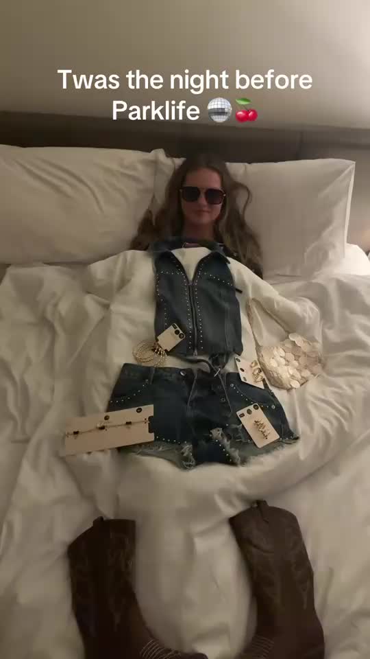 @nia