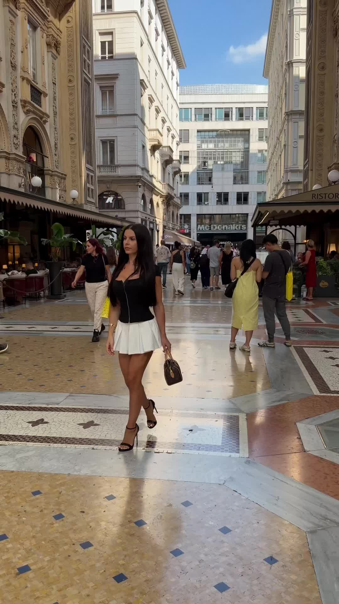 @elenamaraga
