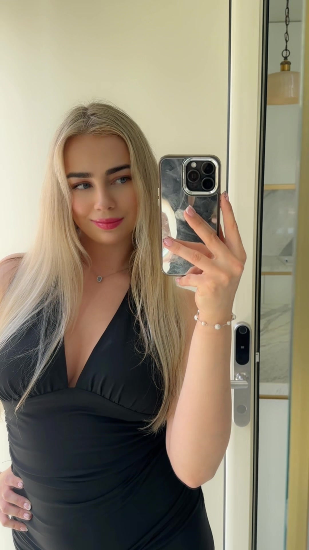 @gr3eta_