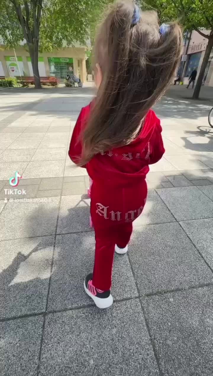 @Cristina Lakatos