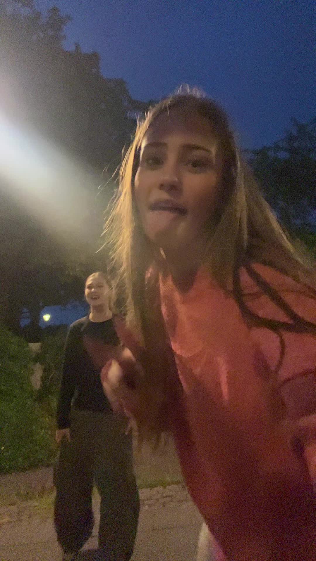 @𝒮𝒾𝓁𝒿ℯ 𝒮𝓅𝒶𝓂🩵