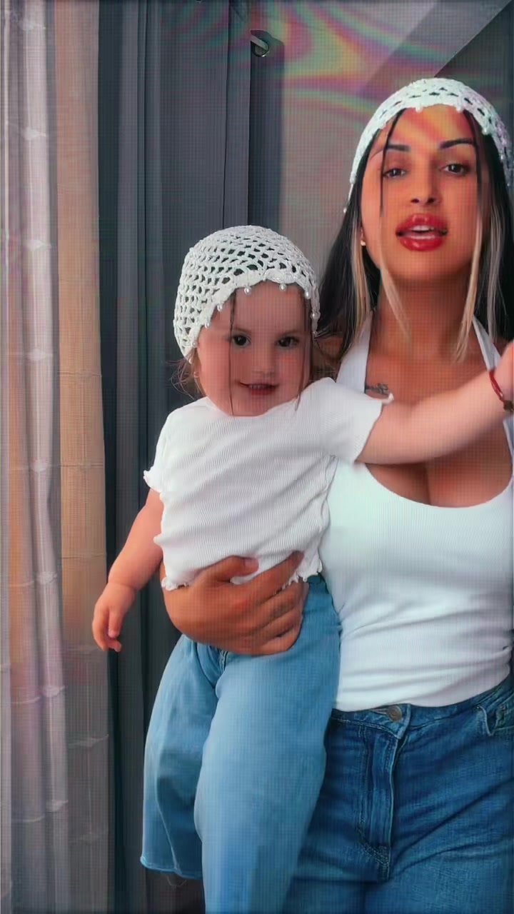 @Denysa