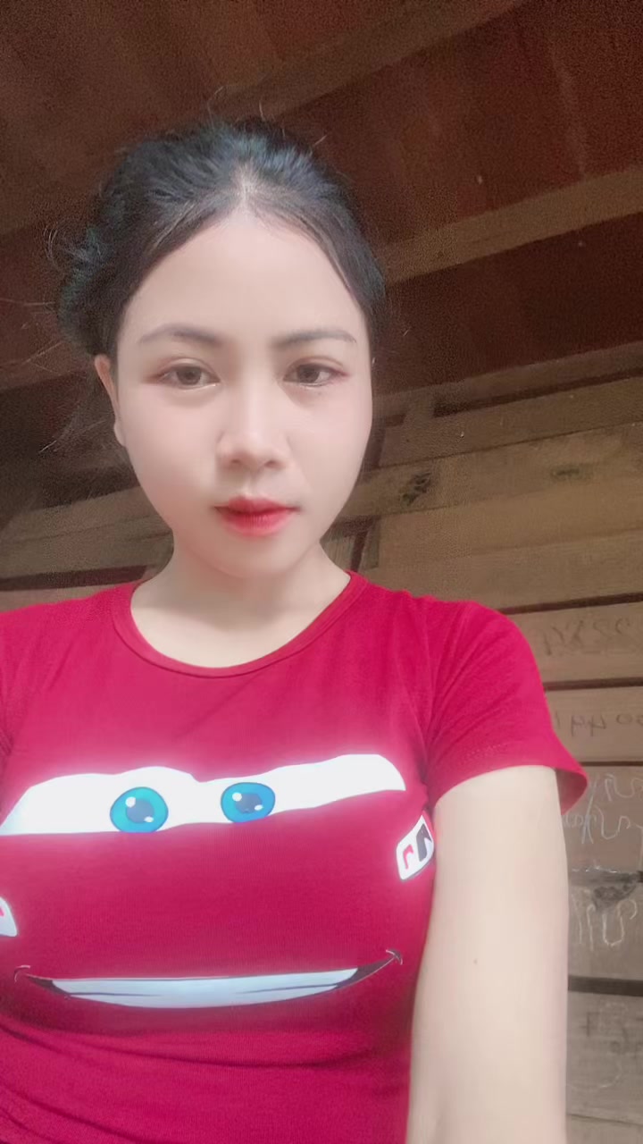 @ເດັກລາວ ສາວບ້ານປົ່ງ