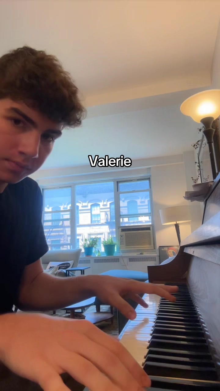 @Sebby Pakurar Piano