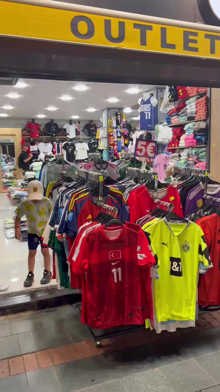 @FACTORY OUTLET