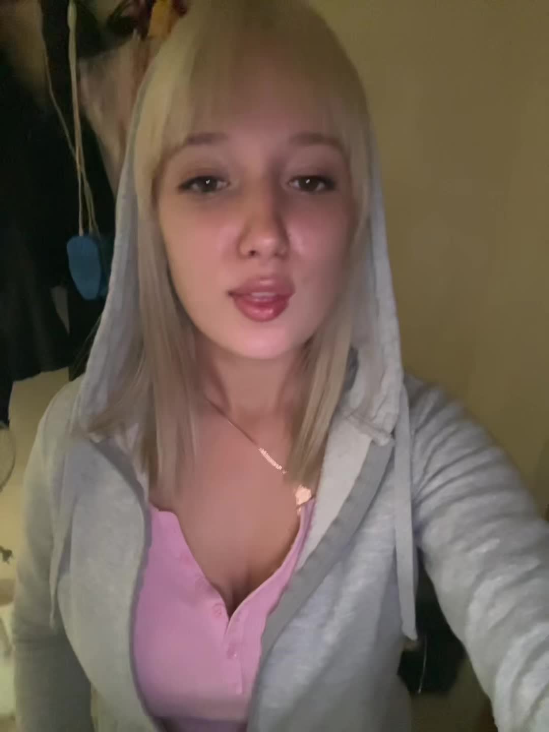 @blondy