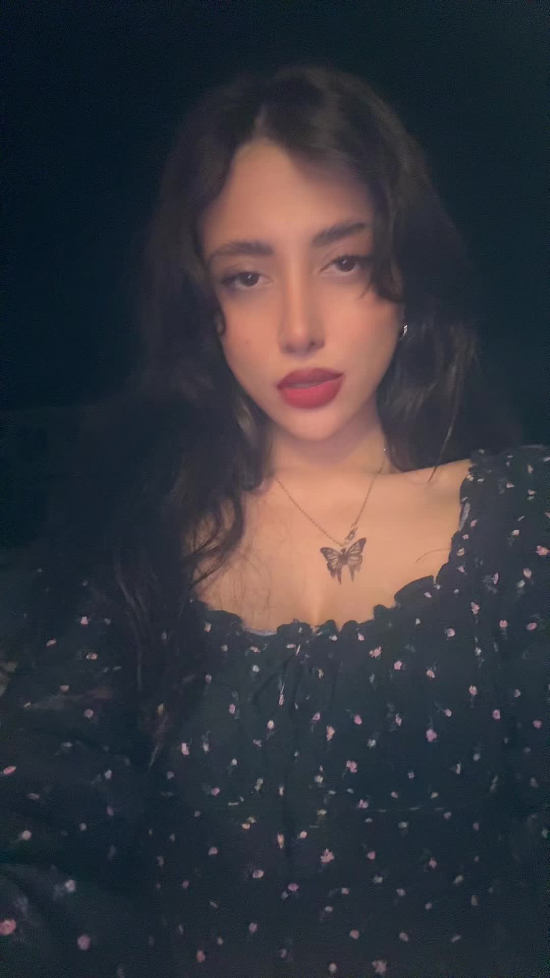 @Zhra