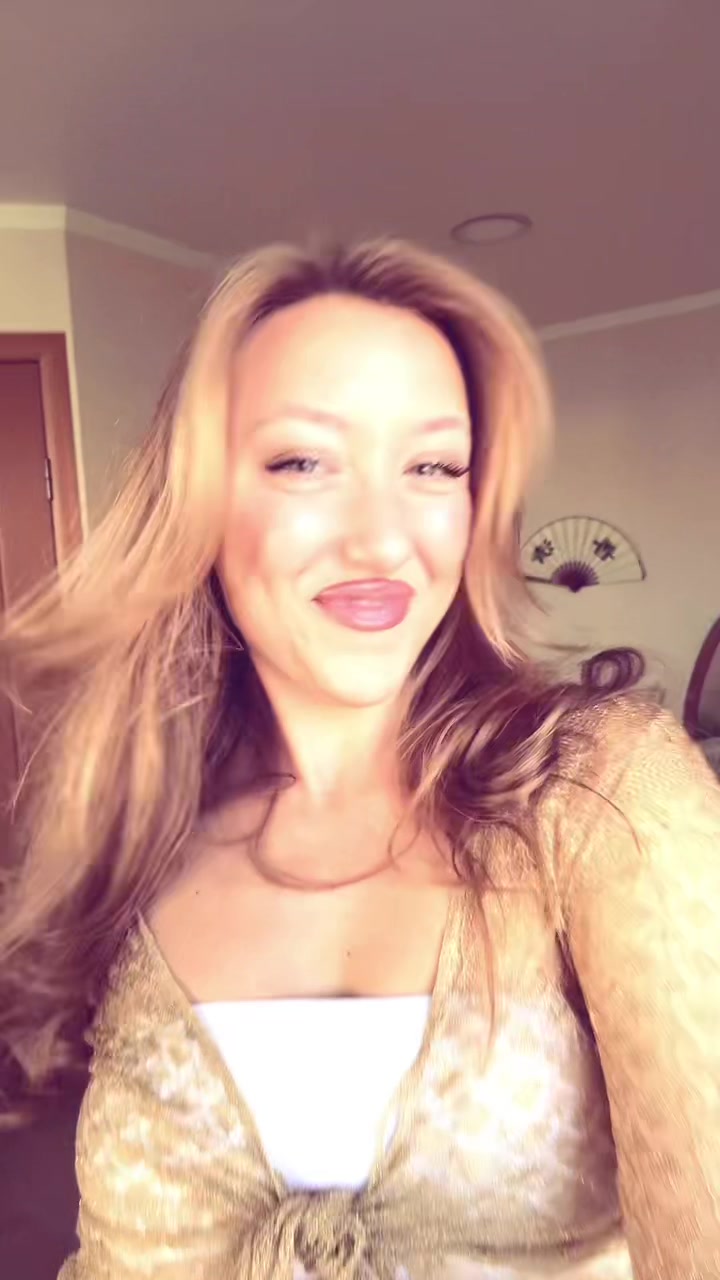 @BloominDonna