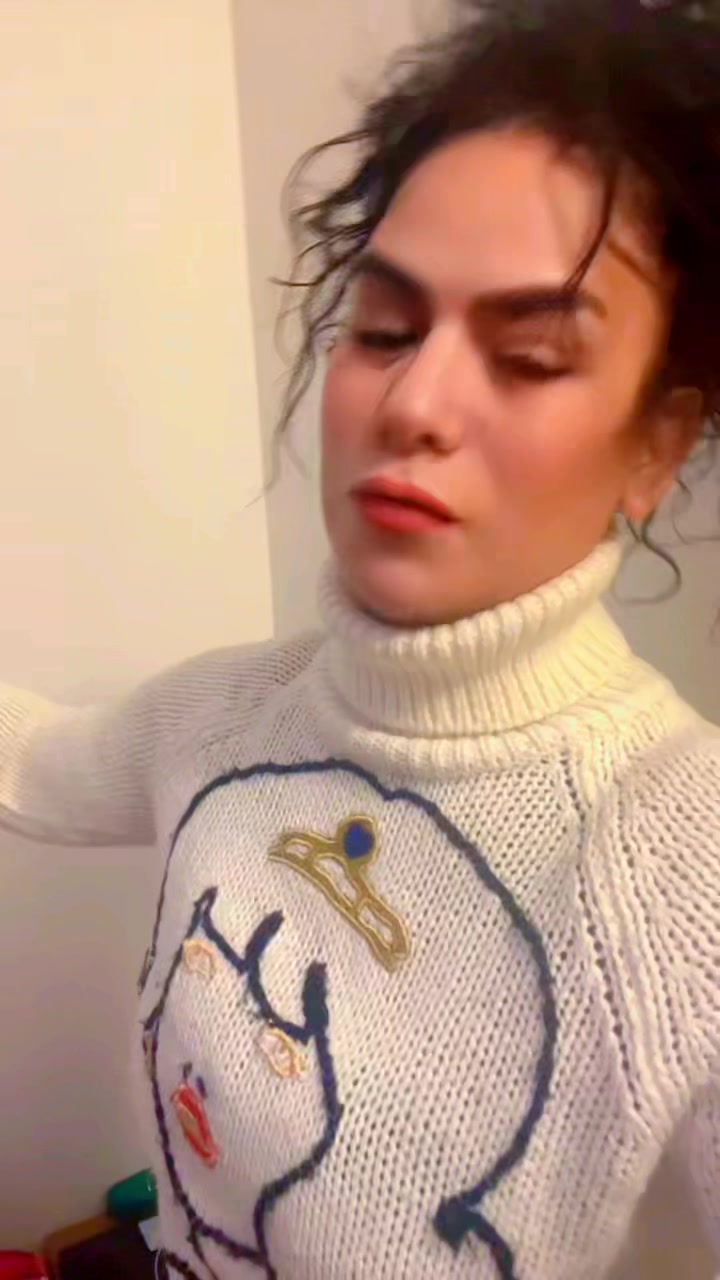 @Sabrina