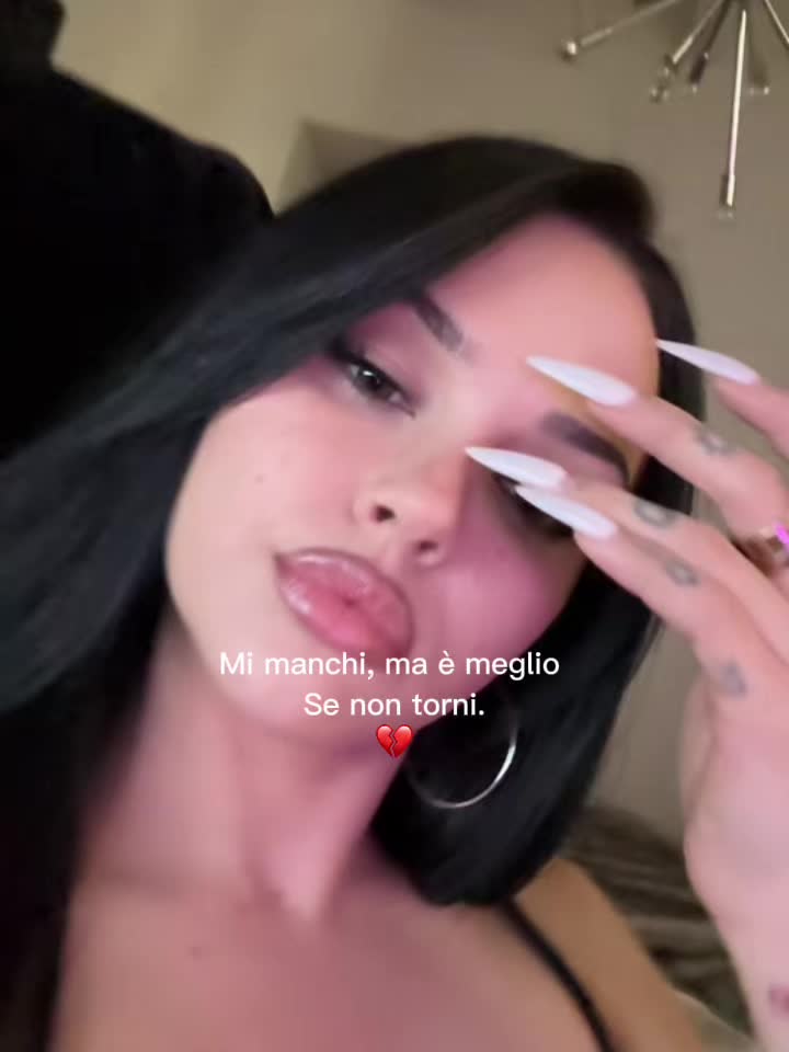 @𝒯𝒽𝑒𝓃𝒶🖤🥊