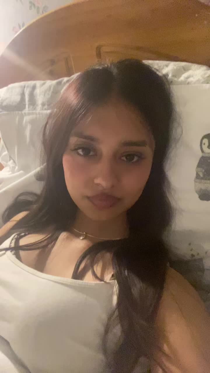 @annabella.